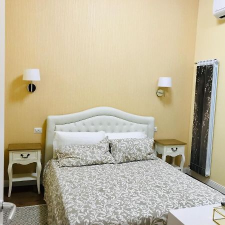 Porta Ticinese Apartment Милан Экстерьер фото